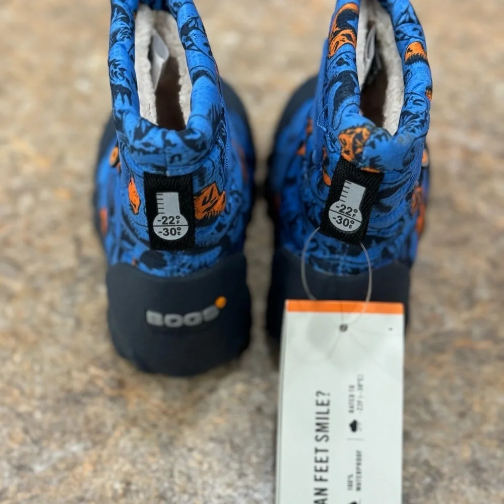 New Bogs Boots - Picture 5 of 7